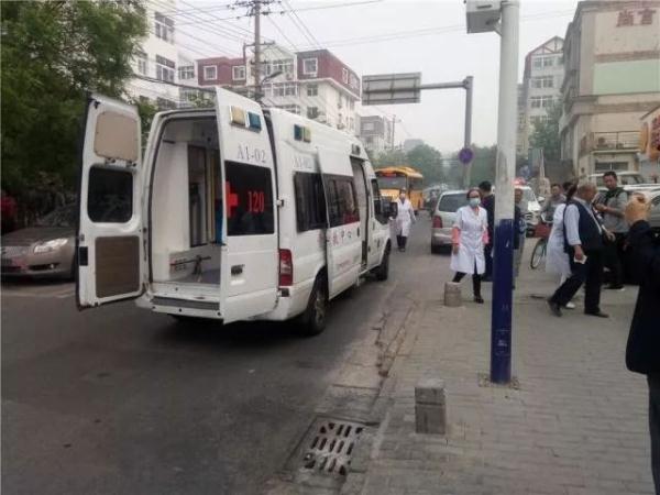 突發！青島一居民樓發生爆燃！已造1人死亡，7人受傷！3公里外有震感…